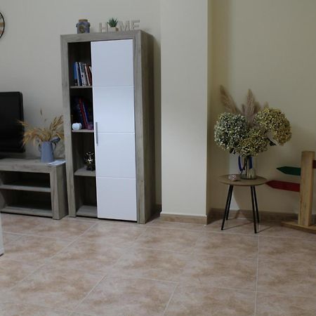 Piso Turistico Fin Da Terra Apartment เนเกรรา ภายนอก รูปภาพ